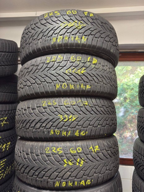 225/60/r17 Nokian 4db Tli DOT3618