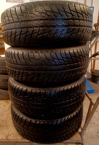 225/60r17 225/60 r17 tli 4db 