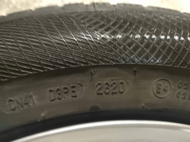 225/60r17 Continental Wintercontact ts850 tli gumi 2020 90%