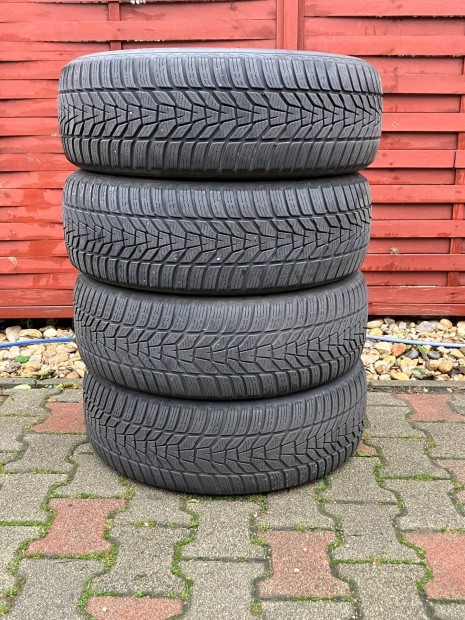 225/60r17 Hankook