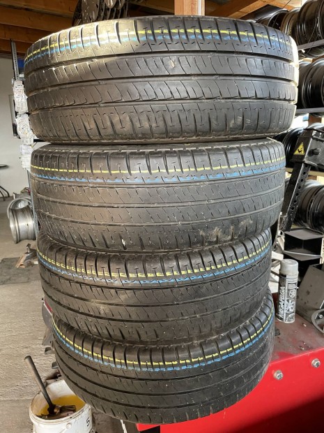 225/65R16C michelin nyrigumik