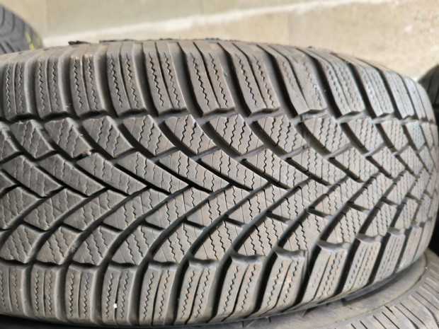 225/65R17 35e/2db Bridgestone téligumi 225/65