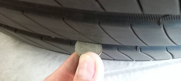 225/65R17 Michelin nyárigumi 2db