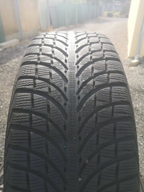 225/65R17 jszer Michelin tligumik