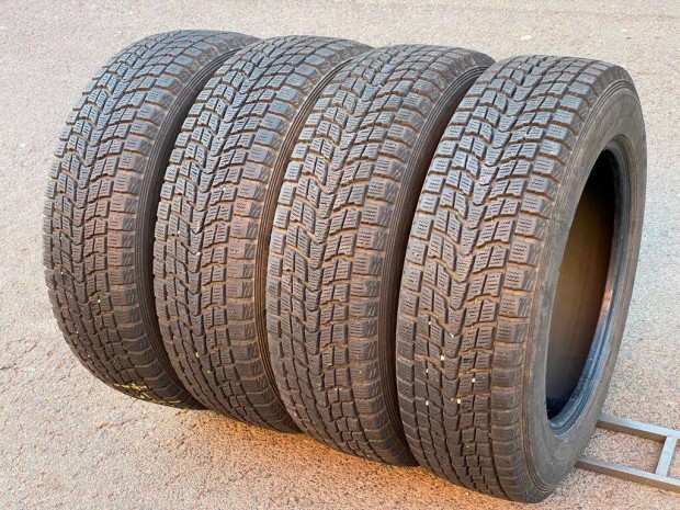 225/65R18 Dunlop Grandtrek tligumi 18" 4x4 terepjr tli gumi