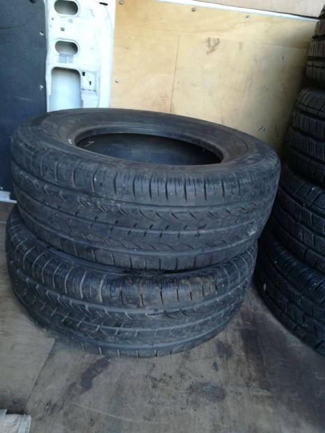 225/65R 16C Continental