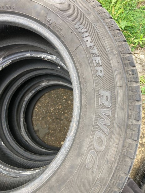 225/65 16c Hankook gumi egyben olcsón