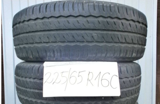 225/65 R16C Michelin nyrigumi 4 db