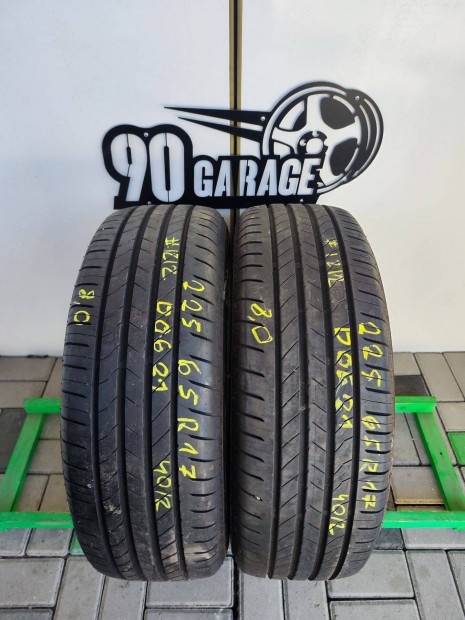 225/65 R17 Bridgestone 2db Nyárigumi 90Garage #1212