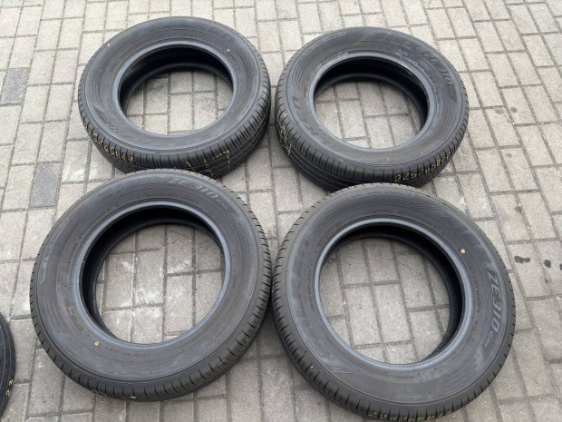 225/65 R17 Falken ny�rigumi