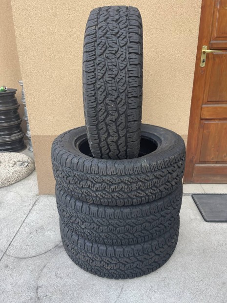 225/65 R17 Matador Izzarda A/T 2  �j Terepj�r� garnit�ra. 