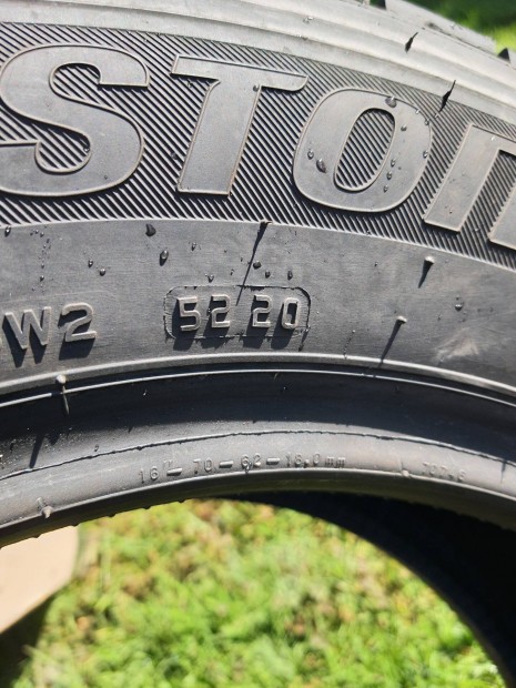 225/65 r16c bridgestone