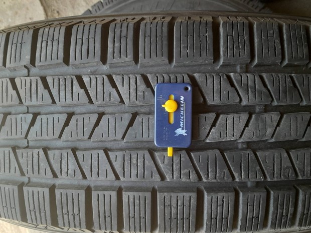 225 65 r17 gumi top szinte uj