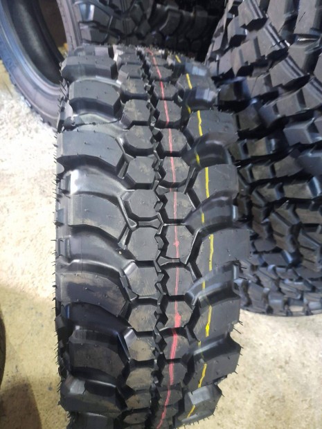 225/70R16 Simex mints terepgumi