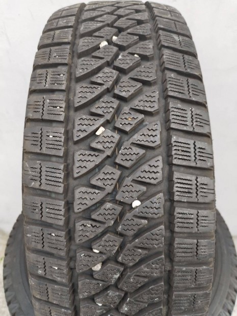 225/70 R 15 bridgestone teheraut gumi garnitura 8 mm
