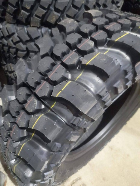 225/75R15 Simex mintás terepgumi
