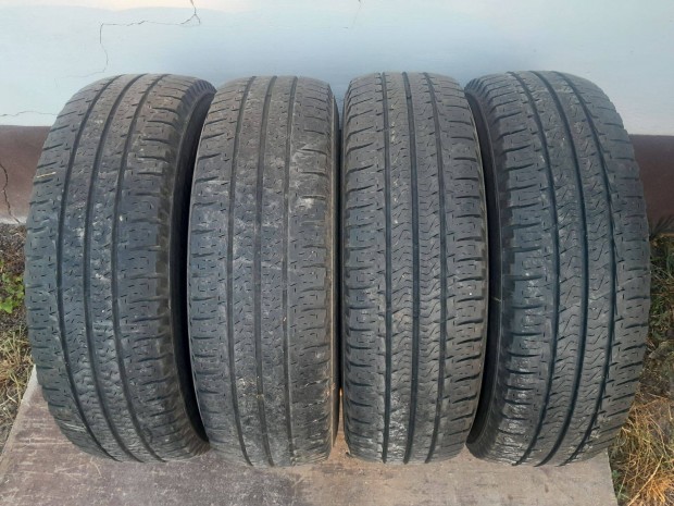 225/75R16C Michelin Agilis Camping