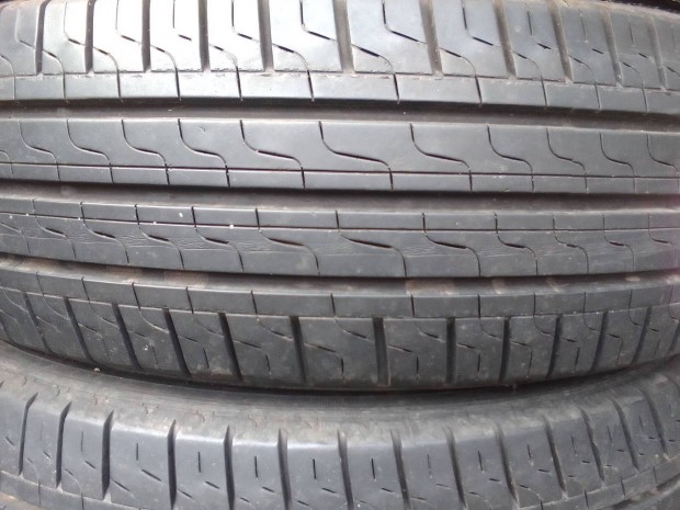 225/75R16C Pirelli Carrier kisteher nyári gumi
