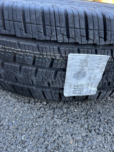 225/75R16 CP Lak�aut� Continental 4 �vszakos