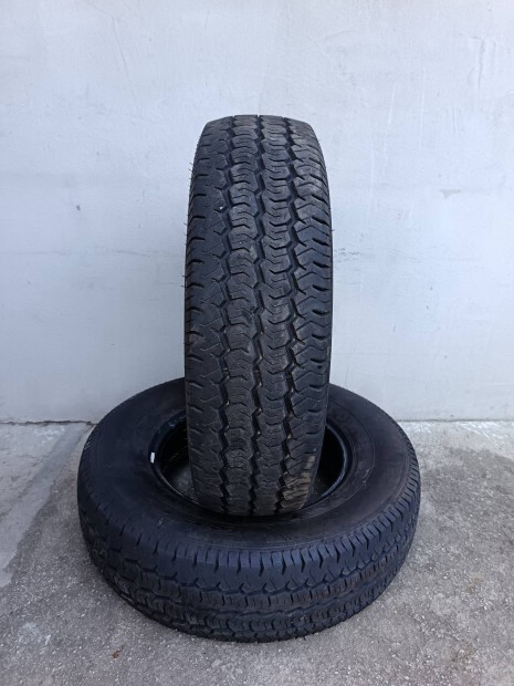225/75 R16C nyri gumi 2 db