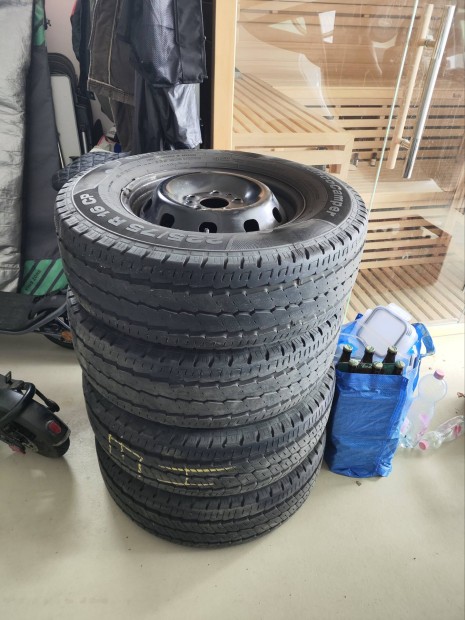 225/75 R16 CP lakoauto Fiat Ducato vagy teherauto gumi