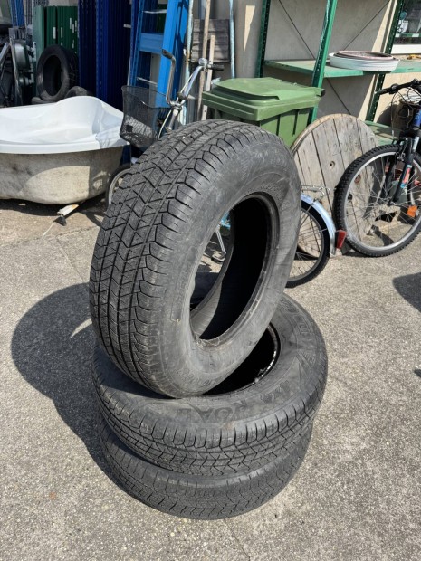 225/75 R16 gumik 