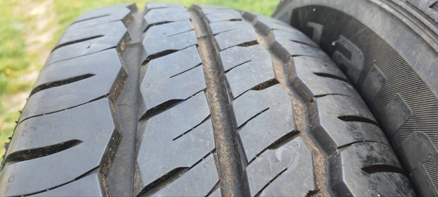 225/75 R16c ny�ri gumi