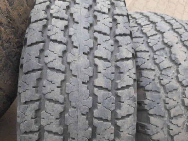 225/75r16 Forvard telepjáró gumik