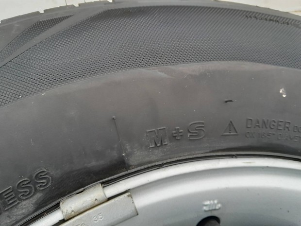 225 /75 R16 gumiabroncs jszer 50 km futott 