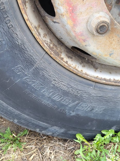 22.5"-os kamion vagy busz felnik.