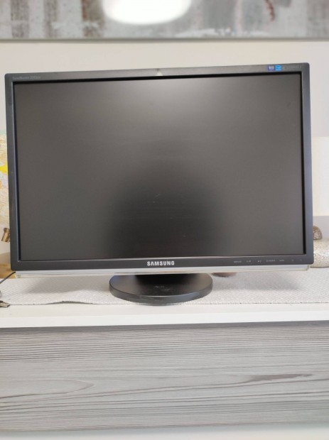 22"-os Samsung monitor hasznlt