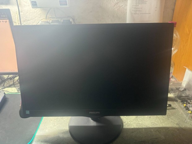 22"-s Philips Monitor