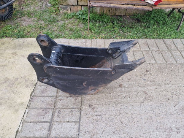 22 cm-es m�ly�s� kan�l elad�