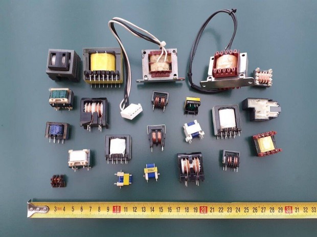 22 darab tekercs transzform�tor traf�