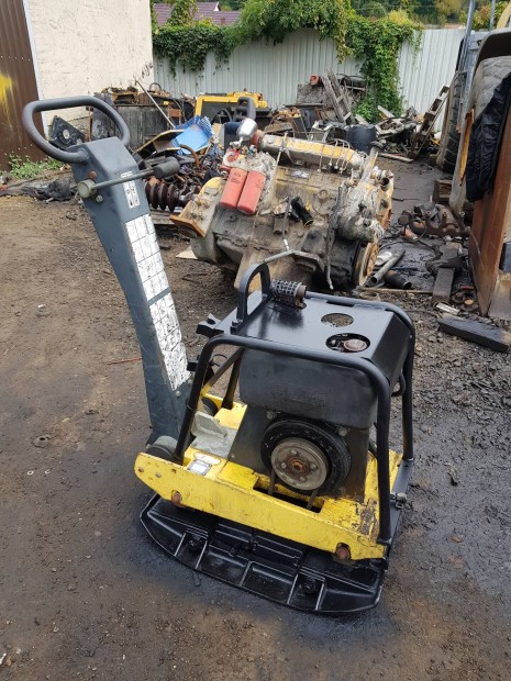 230kg.Lapvibrátor dízel motoros