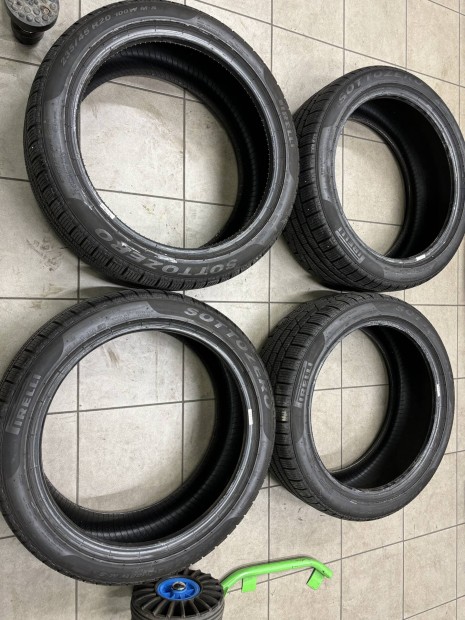 234/45 R20 Pirelli tligumi 