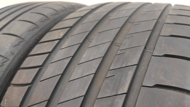235/35 19  235/35R19 235/35 R19 'uj mar