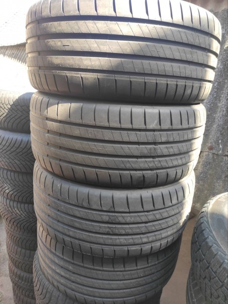 235/35r19 Bridgestone új demo 185eft/4db