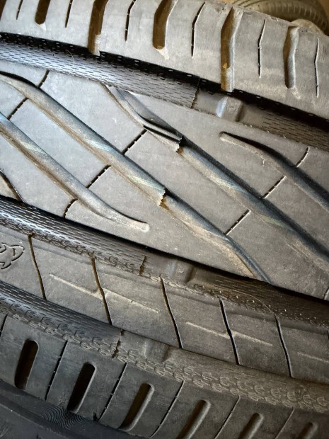 235/35r19 uniroyal rainsport5 2025-b�l