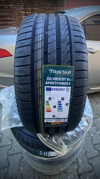 235/40R18 235/40 R18 j Nyri Gumi