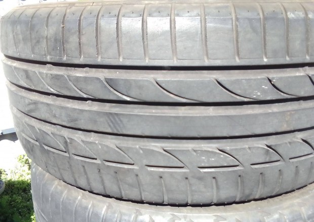 235/40R19 Bridgestone Potenza S001 nyári gumi