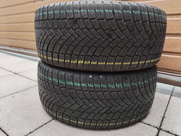 235 40 19 bridgestone 235/40 R 19 tli gumi 2 db