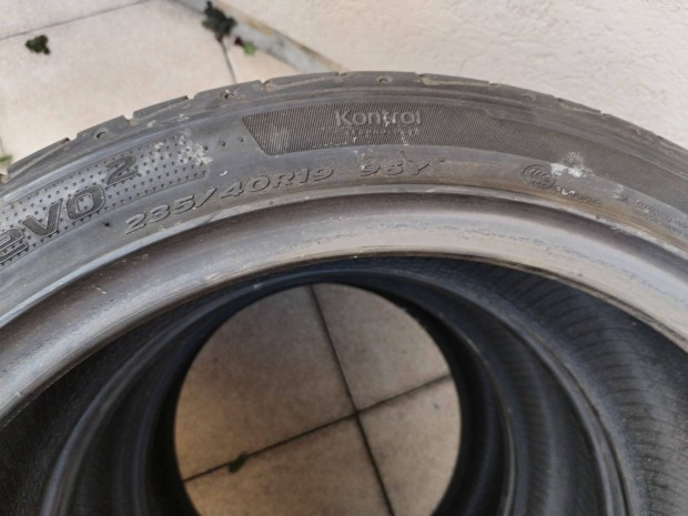 235 40 19 hankook 235/40 R 19 nyári gumi garnitura