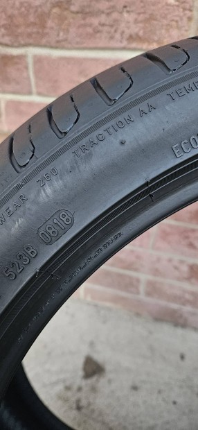 235/40 R18 Pirelli