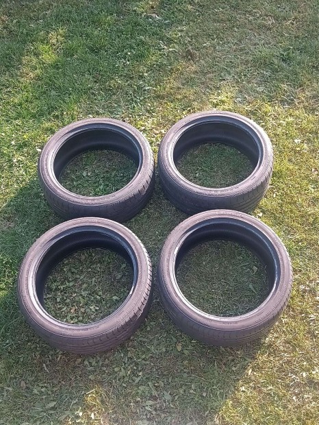 235/40 R19 Continental Sport contact nyri gumi