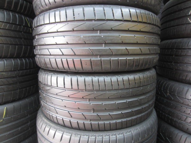 235/40 R19 Hankook S1 Evo3 96Y