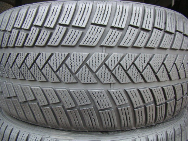 235/40 r18 Vredestein tli gumi 235/40r18