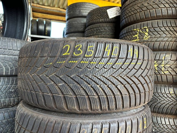 235/40 r19 Semperit 2023 tligumi 4db elad 235/40r19 garnitra