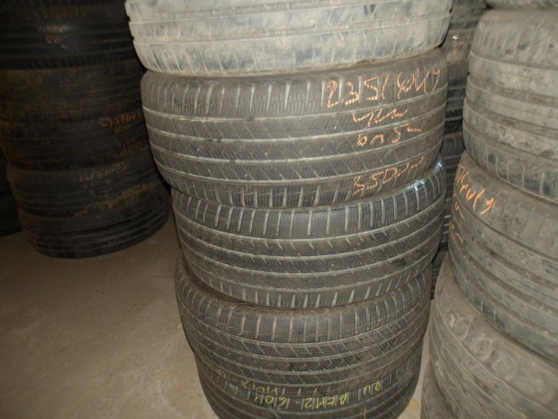 235/40r19 Vredestein négyévszakos gumi ajándék szereléssel