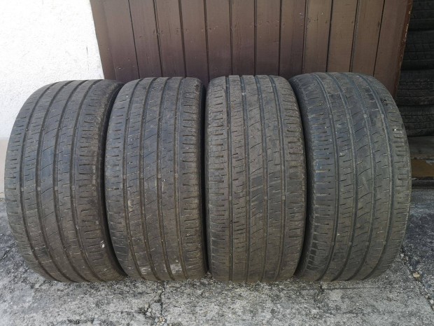 235/45R17 2020 Barum nyrigumi